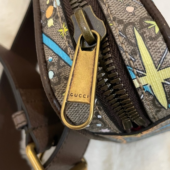 Gucci x Disney Donald Duck GG Print Belt Bag - Picture 7 of 13